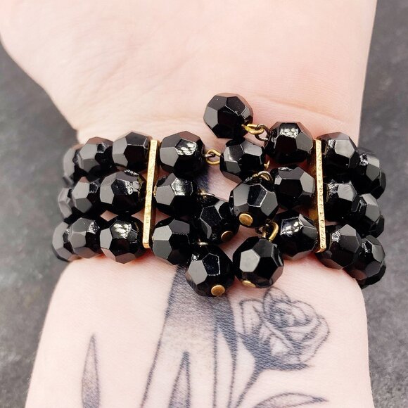 VINTAGE Black plastic beaded memory wire triple layer cuff bracelet 1950s 1960s - Picture 8 of 8